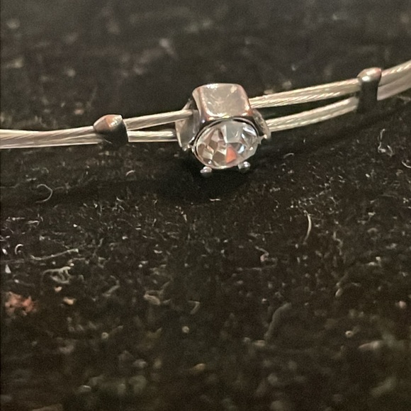 8” Minimalist silver tone stretch bracelet w/2 beads & 2 bezel set crystals - Picture 8 of 13